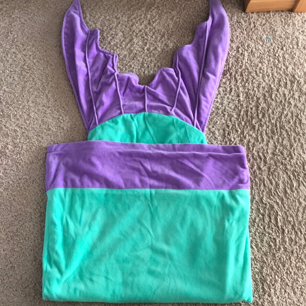 Mermaid blanket/sleeping bag
